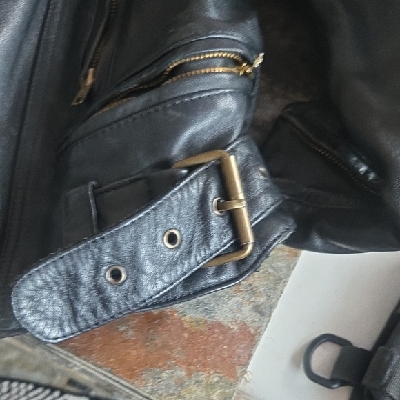 Black Leather Women's Jacket - Picture 9 of 12